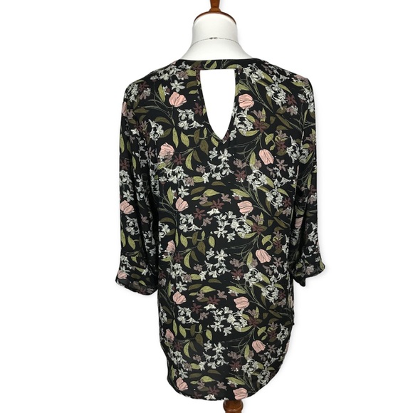 DR2 Women's 3/4 Sleeve Black Floral Drapey Blouse - Picture 4 of 11